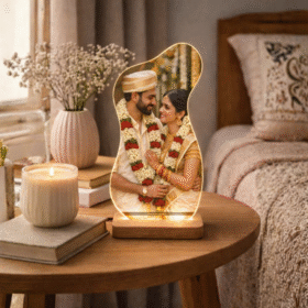 custom-led-acrylic-photo-lamp-couple-portrait